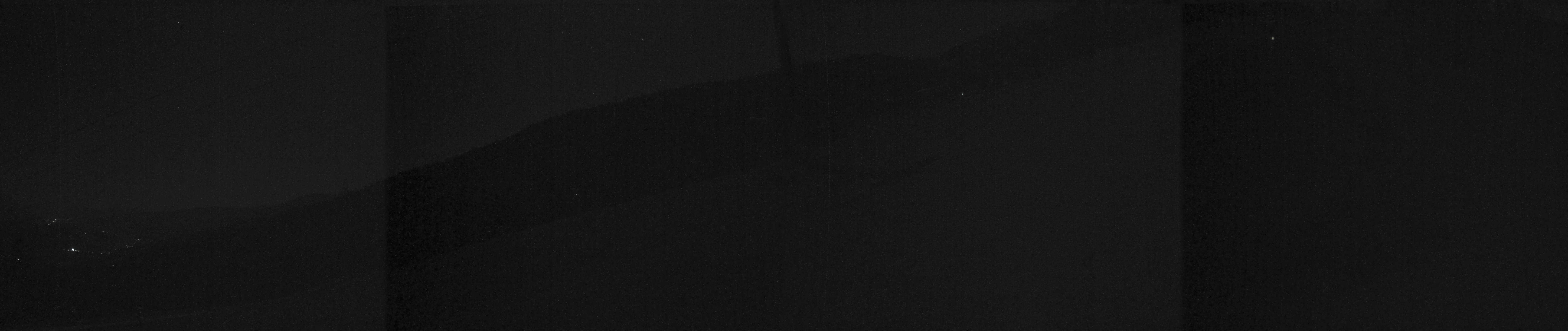 Archived image Webcam Hauser Kabling: top station of the gondola