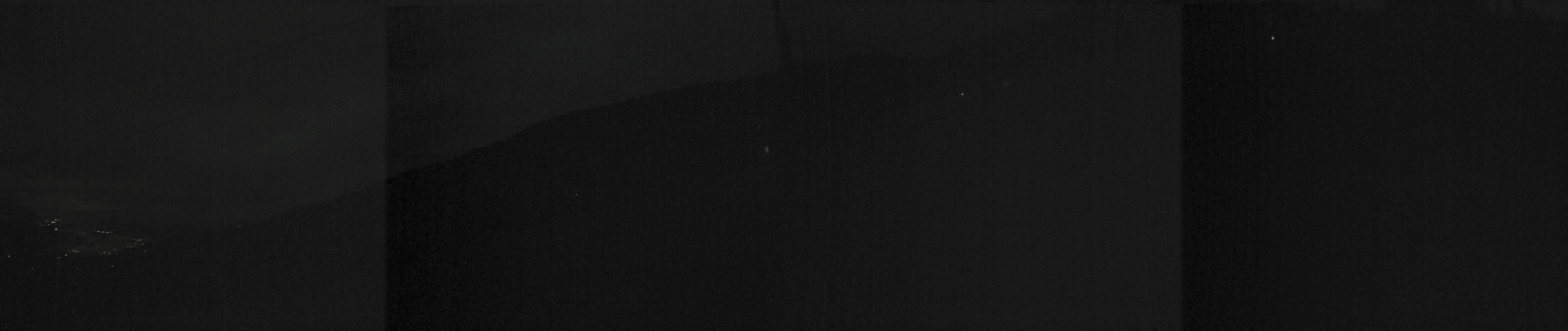 Archived image Webcam Hauser Kabling: top station of the gondola