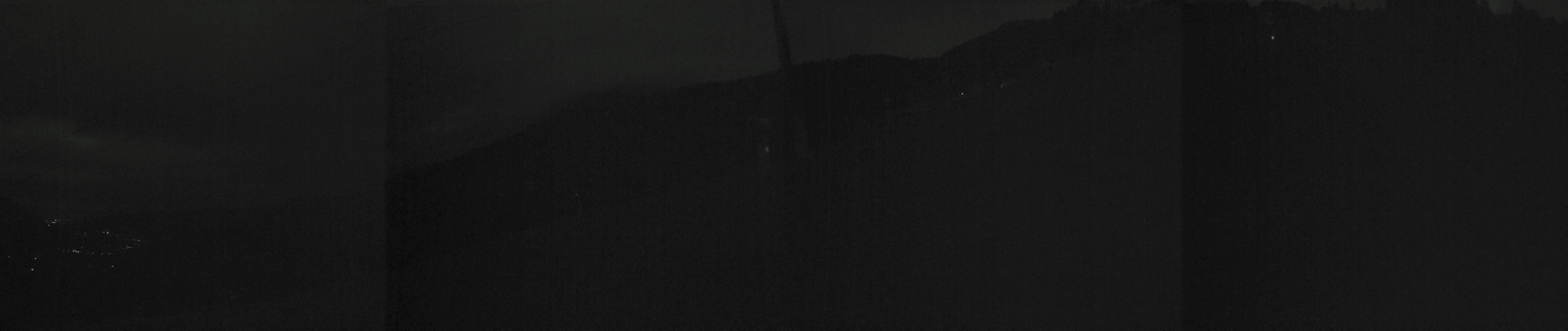 Archived image Webcam Hauser Kabling: top station of the gondola