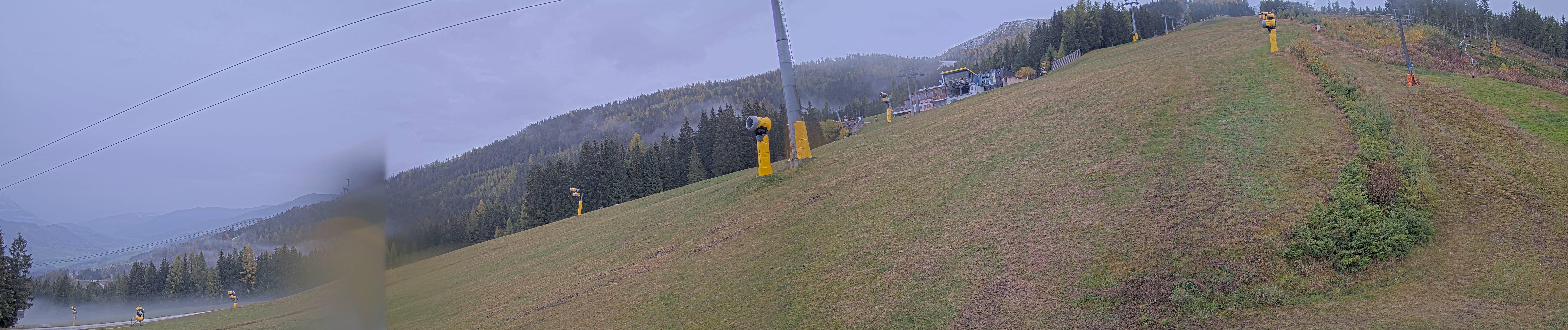 Archived image Webcam Hauser Kabling: top station of the gondola