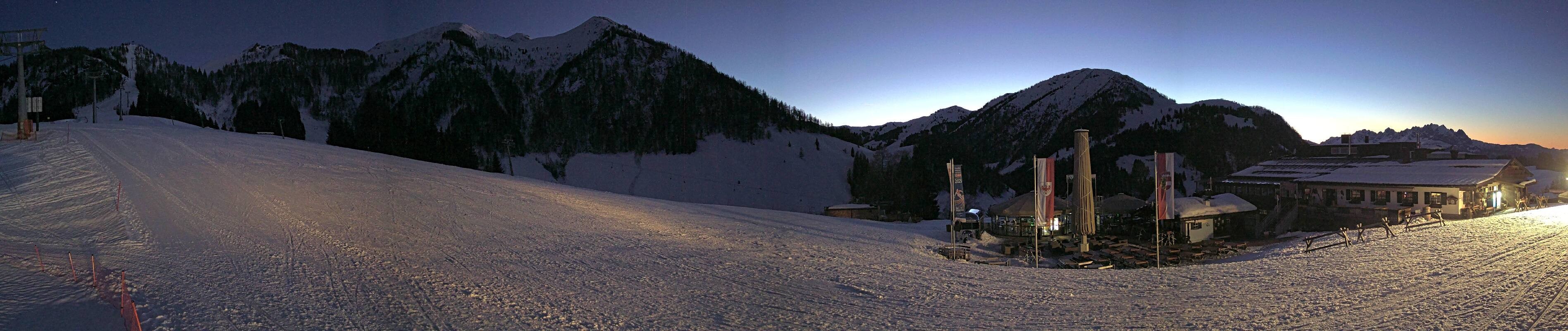 Archived image Webcam Fieberbrunn - Streuböden