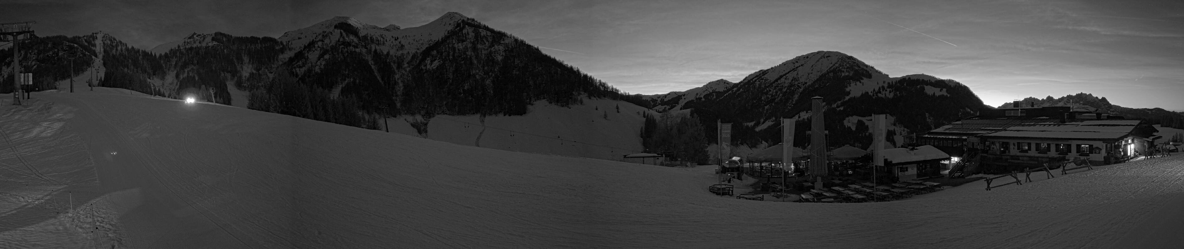 Archived image Webcam Fieberbrunn - Streuböden