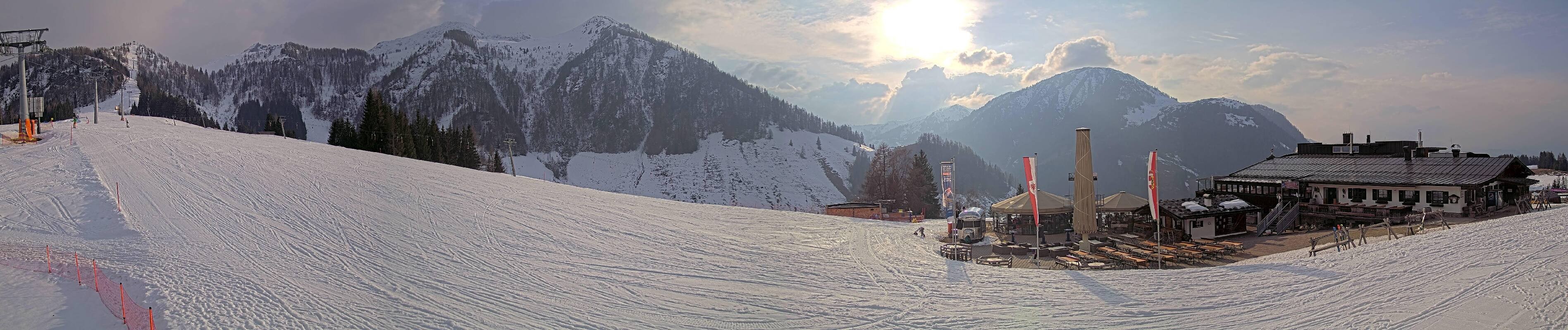 Archived image Webcam Fieberbrunn - Streuböden