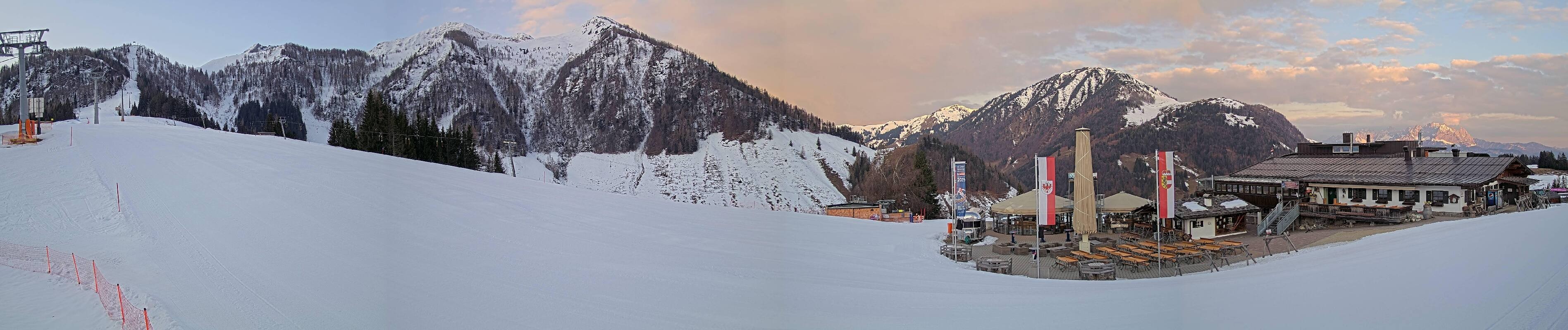 Archived image Webcam Fieberbrunn - Streuböden