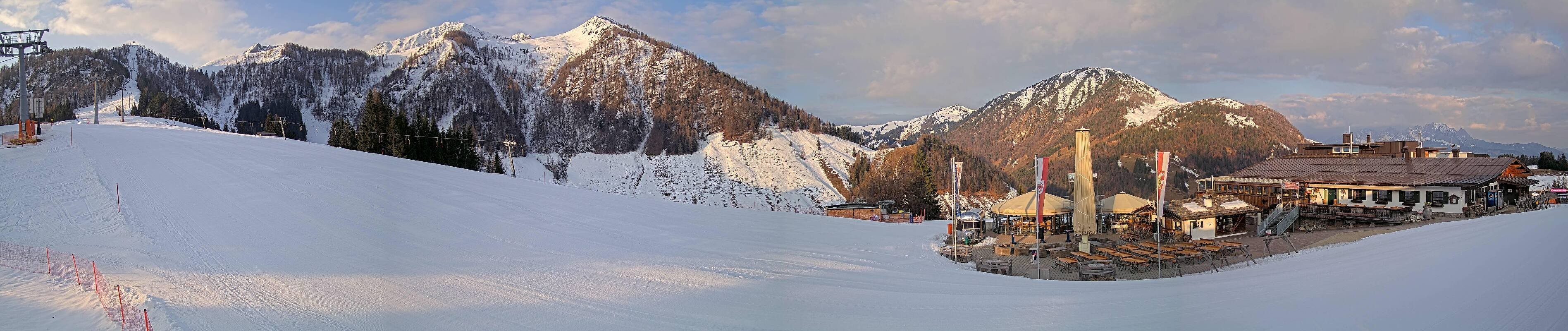Archived image Webcam Fieberbrunn - Streuböden