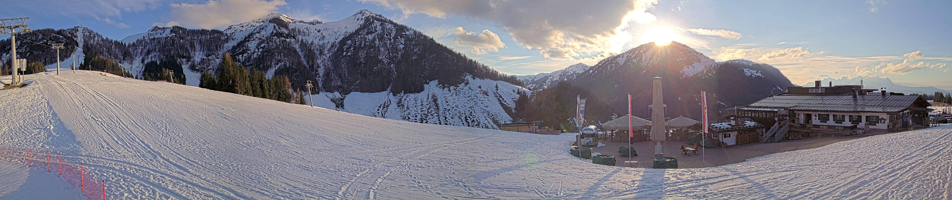 Archived image Webcam Fieberbrunn - Streuböden