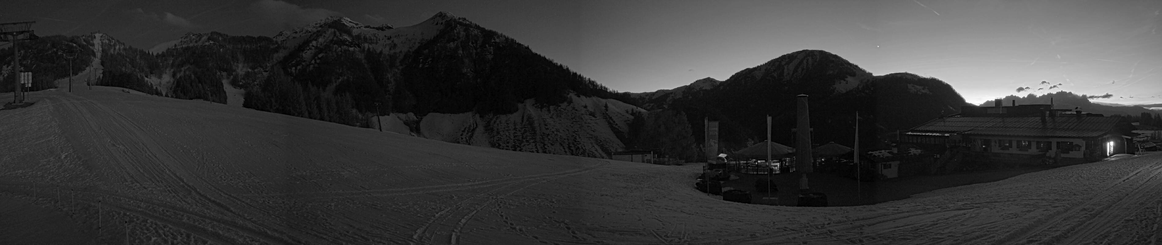 Archived image Webcam Fieberbrunn - Streuböden