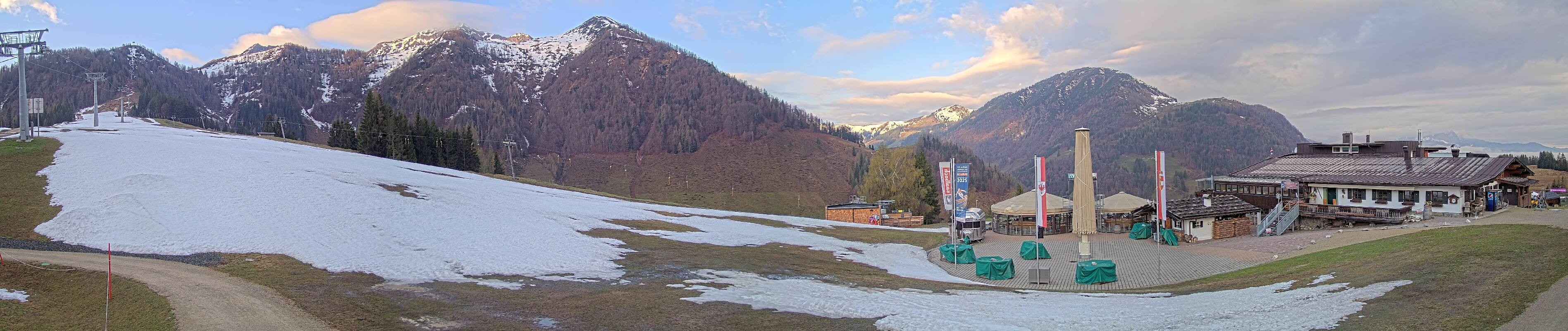 Archived image Webcam Fieberbrunn - Streuböden