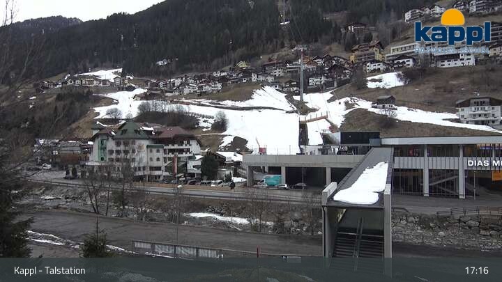 Archived image Webcam Village of Kappl