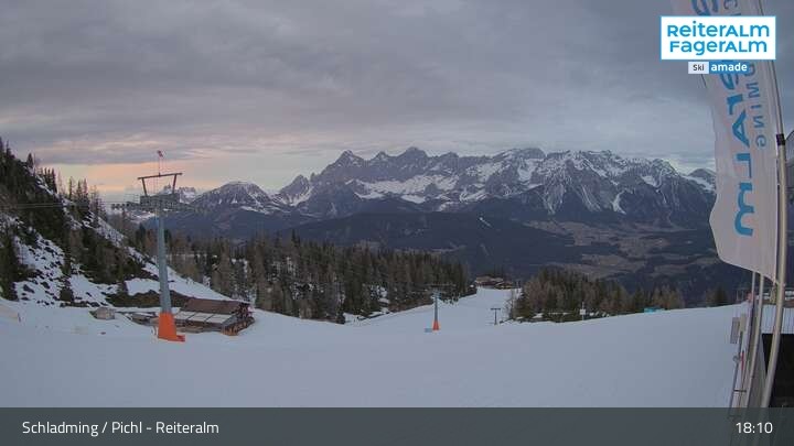 Archived image Webcam Reiteralm: Top station Preunegg Jet