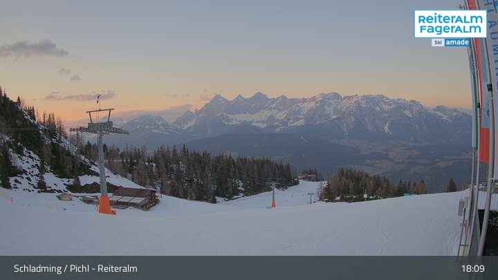 Archived image Webcam Reiteralm: Top station Preunegg Jet