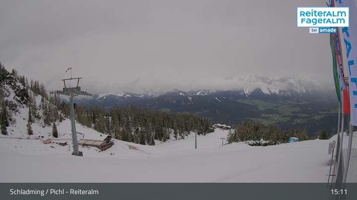 Archived image Webcam Reiteralm: Top station Preunegg Jet