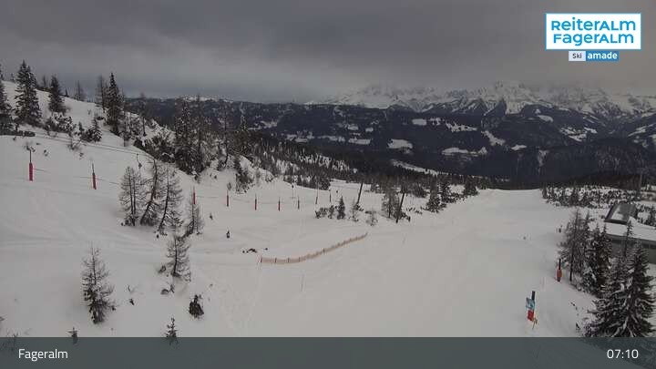 Archived image Webcam mountain station Vorderfager, alp Fageralm