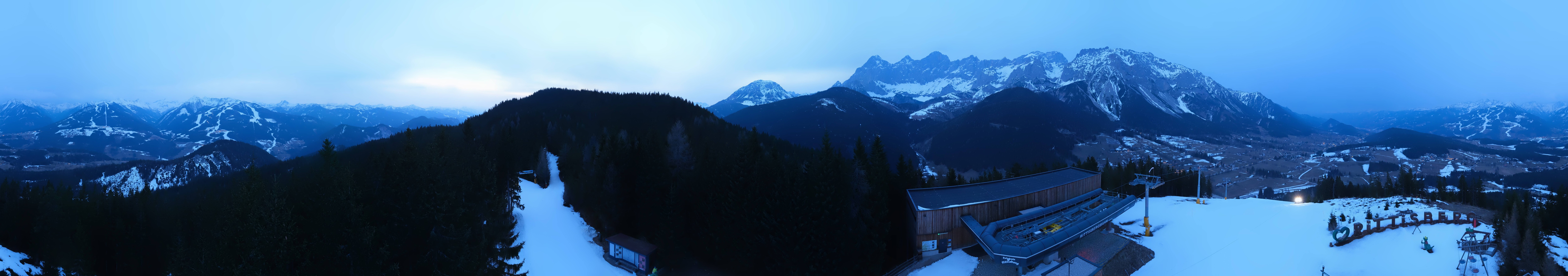 Archived image Webcam Ramsau am Dachstein: Ski area Rittisberg