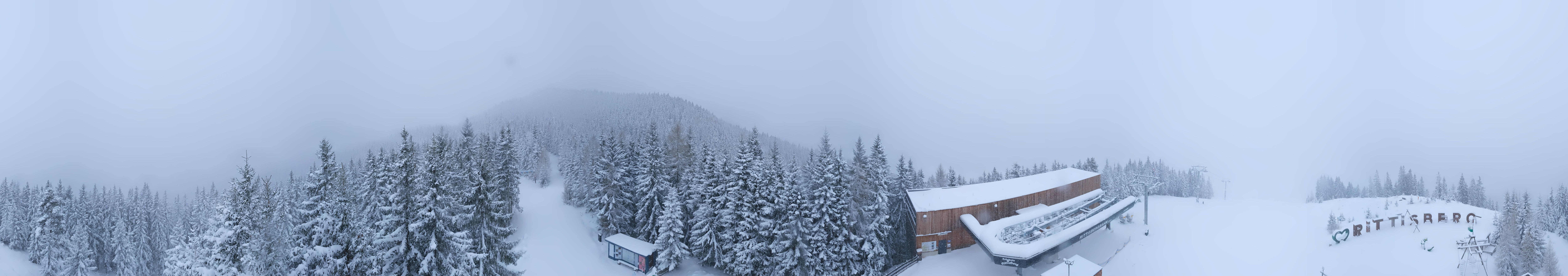 Archived image Webcam Ramsau am Dachstein: Ski area Rittisberg