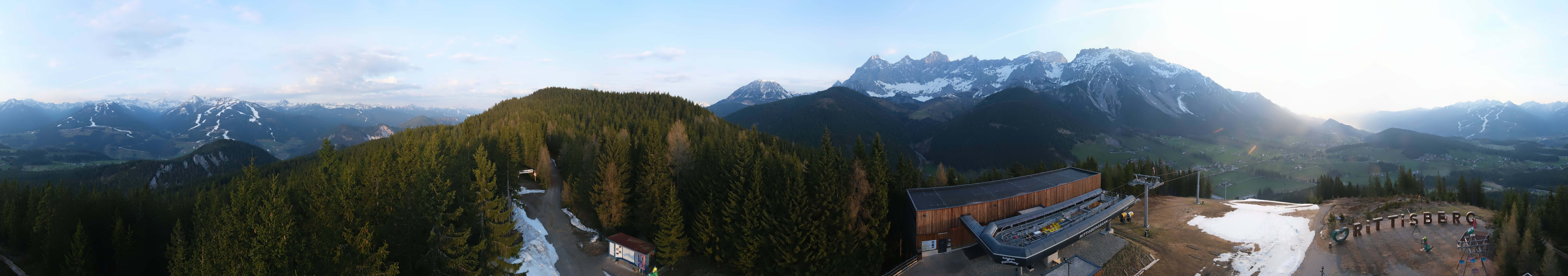 Archived image Webcam Ramsau am Dachstein: Ski area Rittisberg