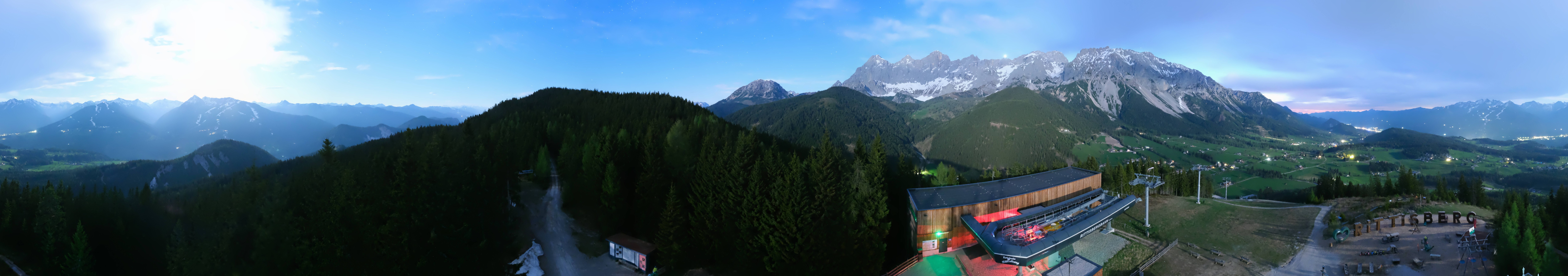 Archived image Webcam Ramsau am Dachstein: Ski area Rittisberg