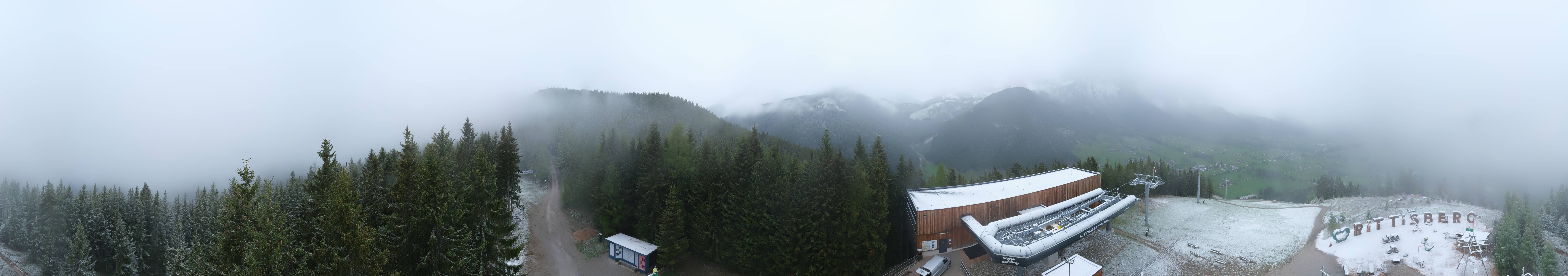 Archived image Webcam Ramsau am Dachstein: Ski area Rittisberg