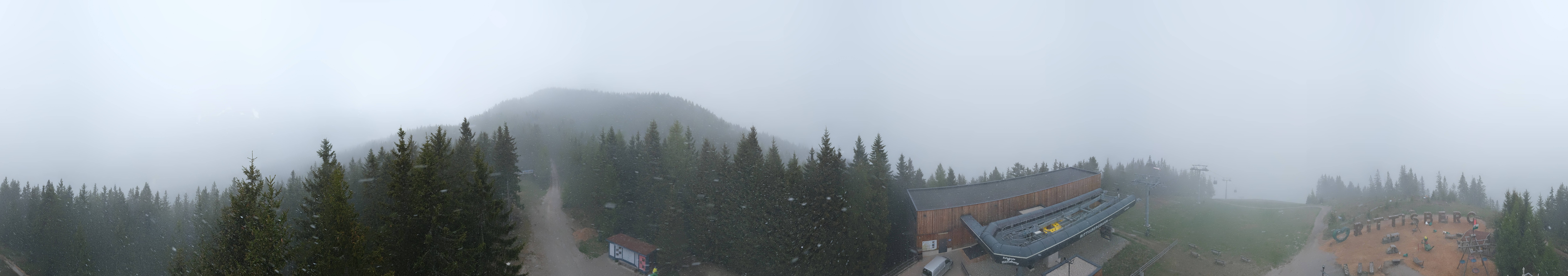 Archived image Webcam Ramsau am Dachstein: Ski area Rittisberg