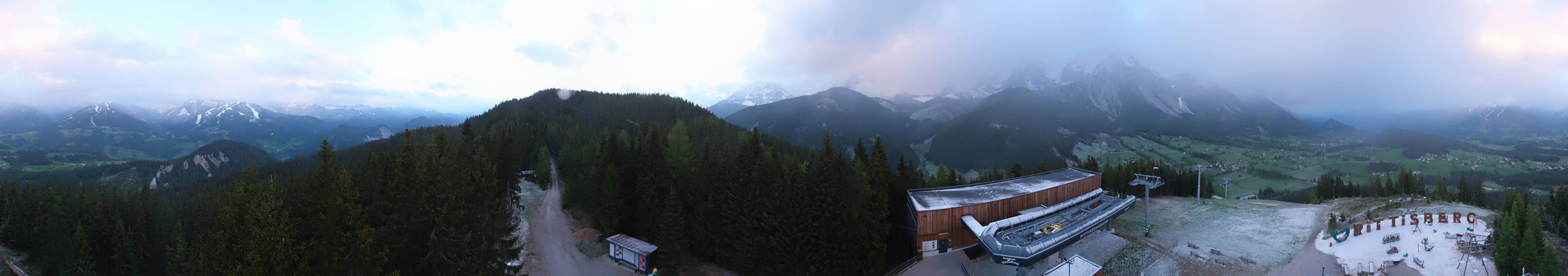 Archived image Webcam Ramsau am Dachstein: Ski area Rittisberg