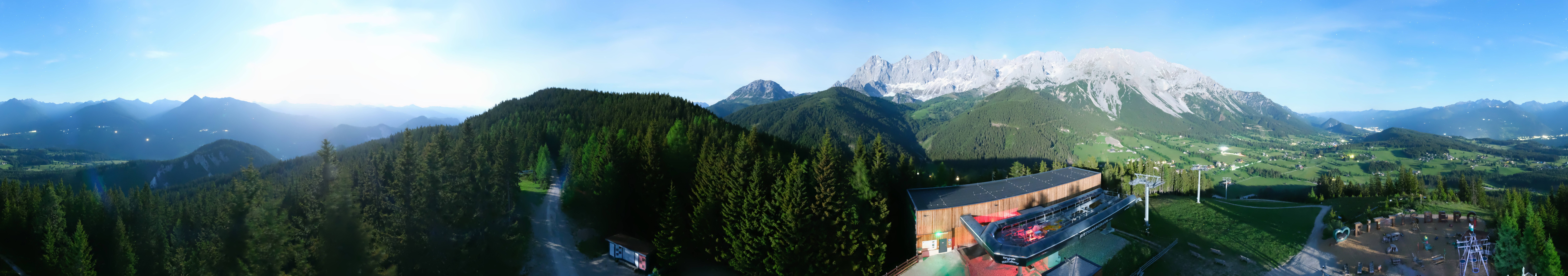 Archived image Webcam Ramsau am Dachstein: Ski area Rittisberg