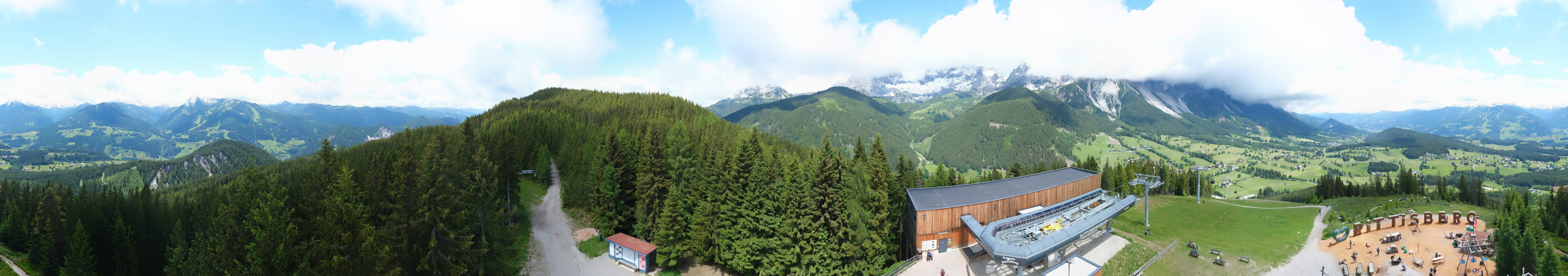 Archived image Webcam Ramsau am Dachstein: Ski area Rittisberg