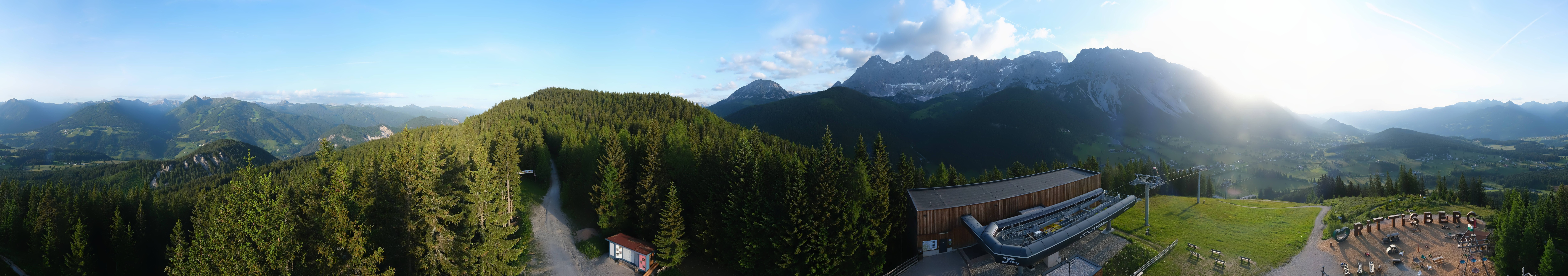 Archived image Webcam Ramsau am Dachstein: Ski area Rittisberg