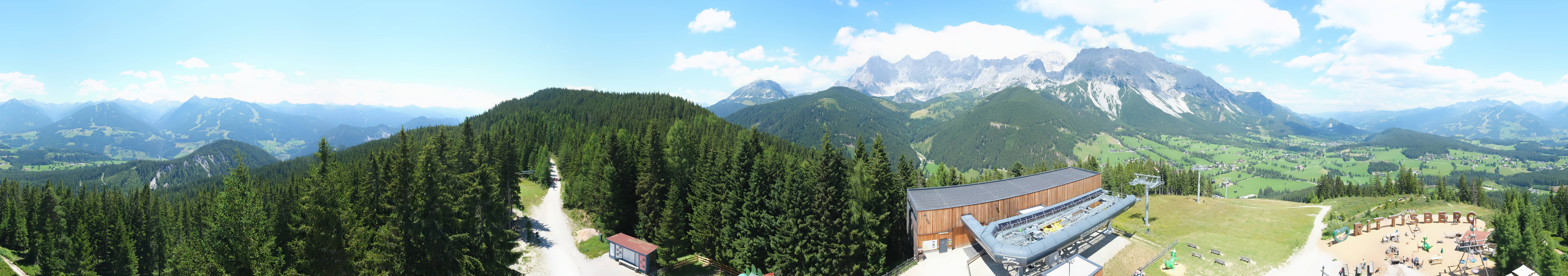 Archived image Webcam Ramsau am Dachstein: Ski area Rittisberg