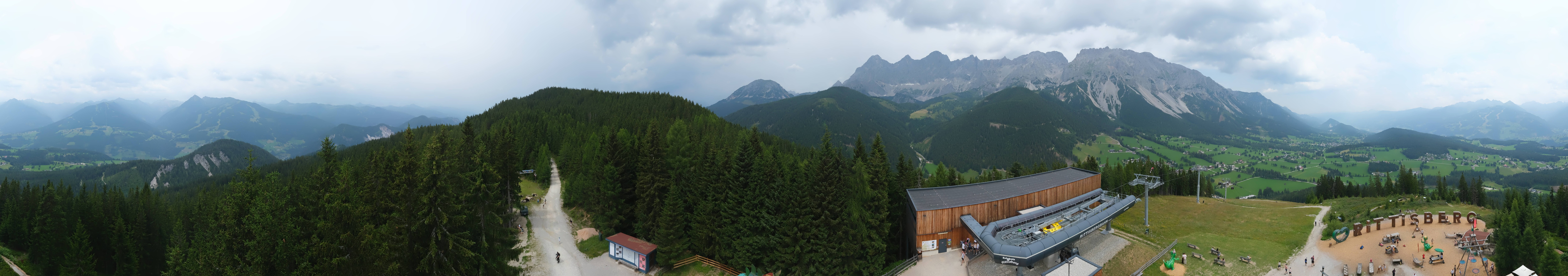 Archived image Webcam Ramsau am Dachstein: Ski area Rittisberg