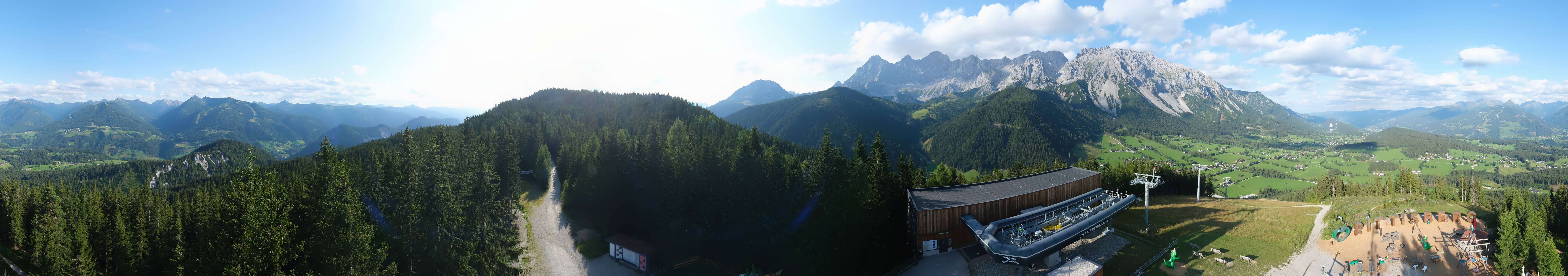 Archived image Webcam Ramsau am Dachstein: Ski area Rittisberg