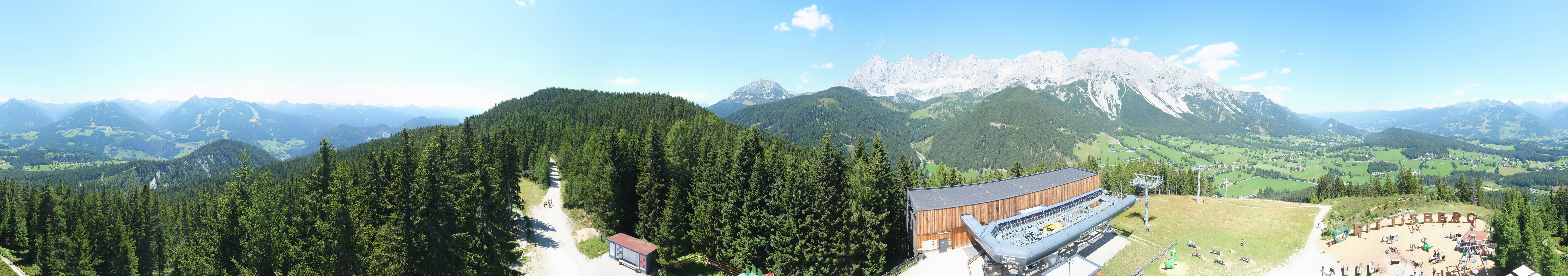 Archived image Webcam Ramsau am Dachstein: Ski area Rittisberg