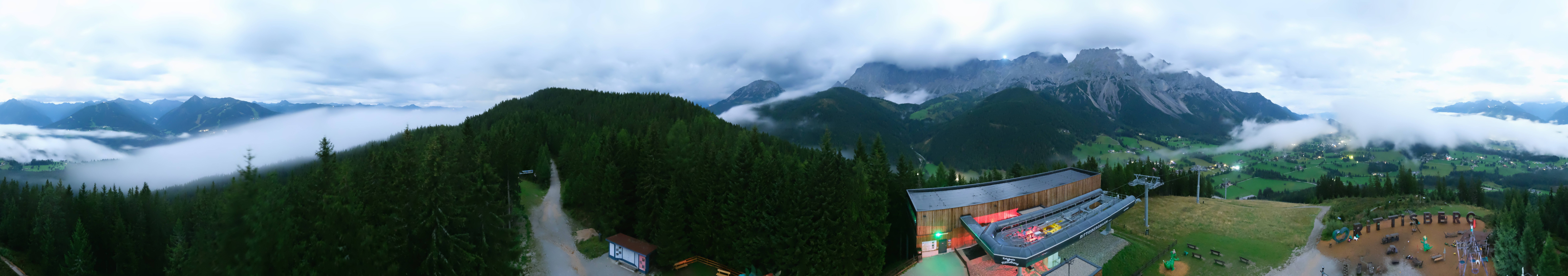 Archived image Webcam Ramsau am Dachstein: Ski area Rittisberg