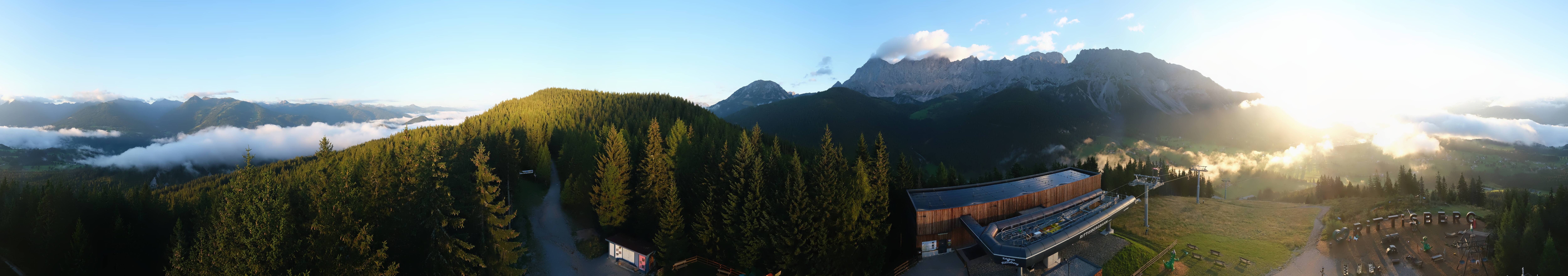 Archived image Webcam Ramsau am Dachstein: Ski area Rittisberg