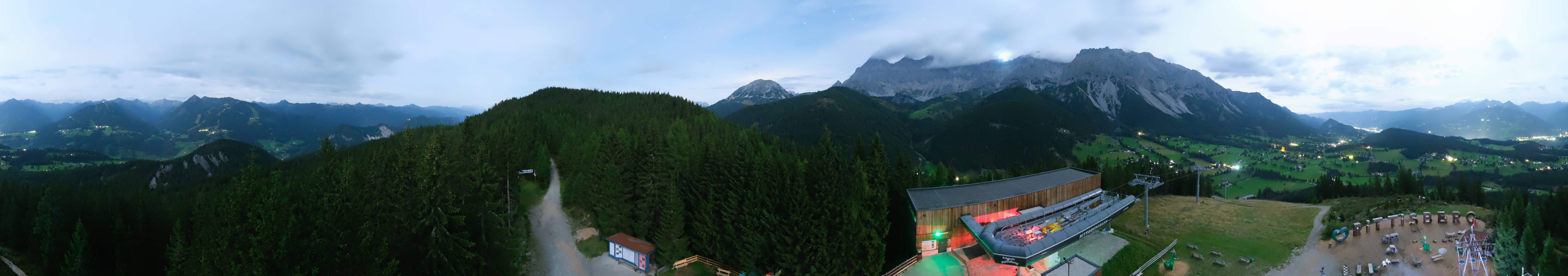 Archived image Webcam Ramsau am Dachstein: Ski area Rittisberg