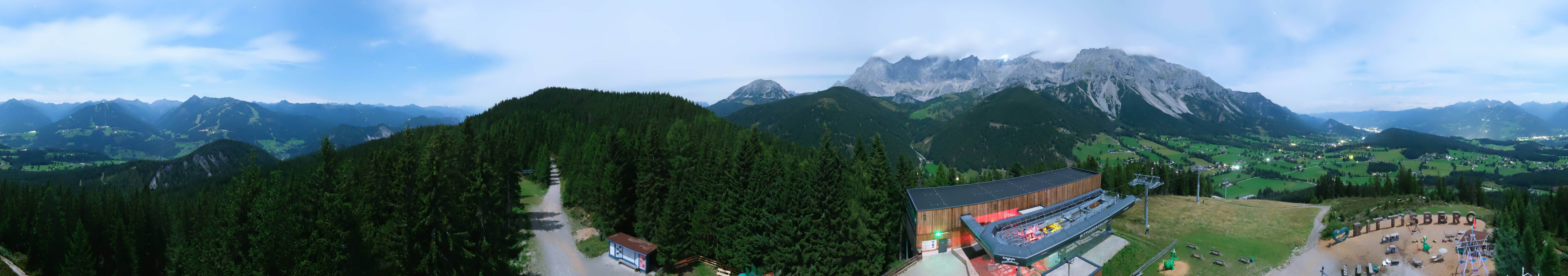 Archived image Webcam Ramsau am Dachstein: Ski area Rittisberg
