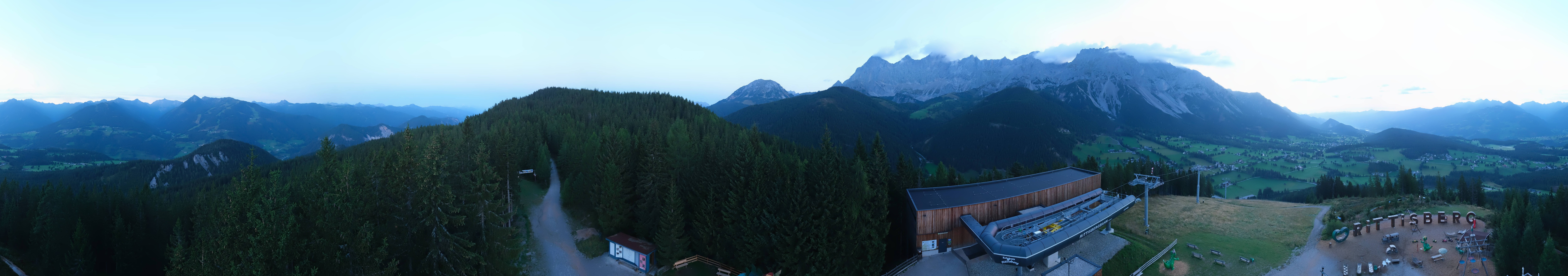 Archived image Webcam Ramsau am Dachstein: Ski area Rittisberg