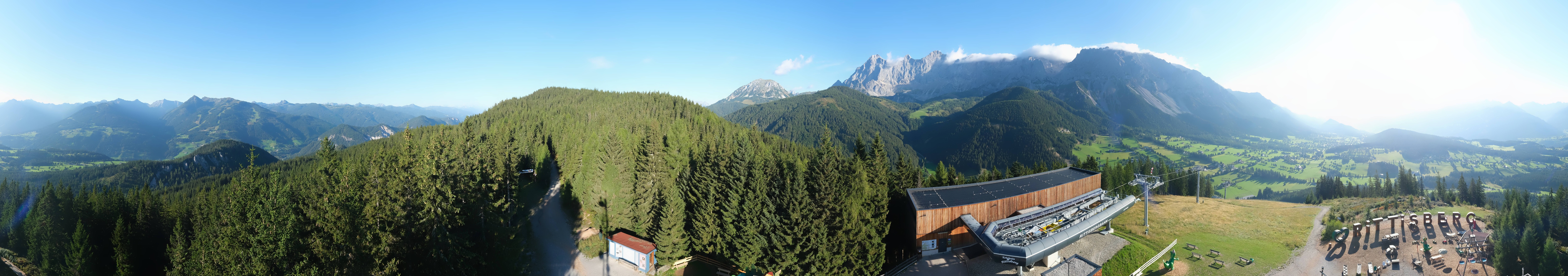 Archived image Webcam Ramsau am Dachstein: Ski area Rittisberg