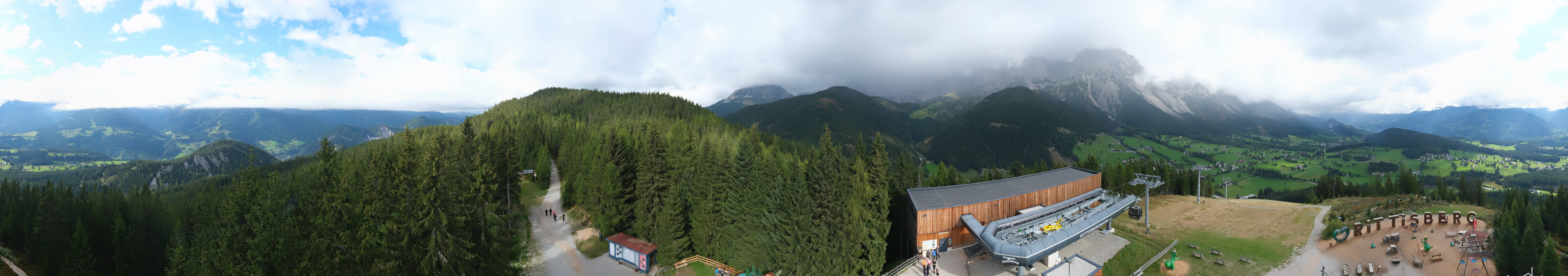 Archived image Webcam Ramsau am Dachstein: Ski area Rittisberg