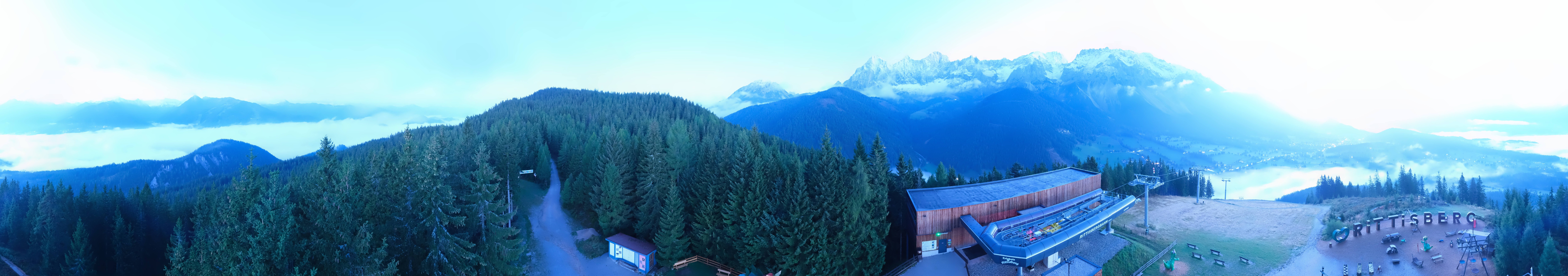 Archived image Webcam Ramsau am Dachstein: Ski area Rittisberg