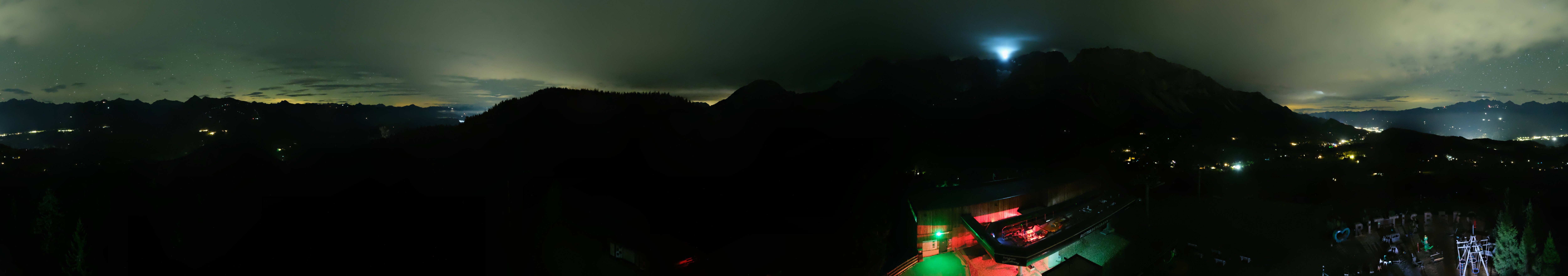 Archived image Webcam Ramsau am Dachstein: Ski area Rittisberg