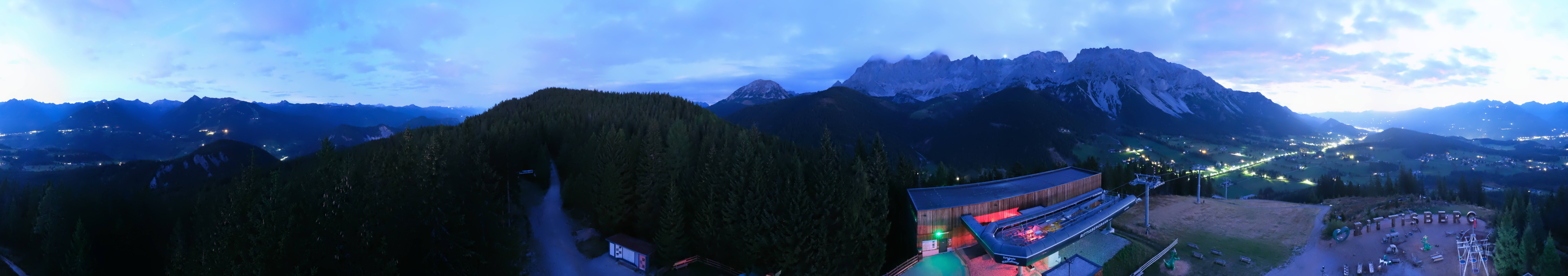 Archived image Webcam Ramsau am Dachstein: Ski area Rittisberg
