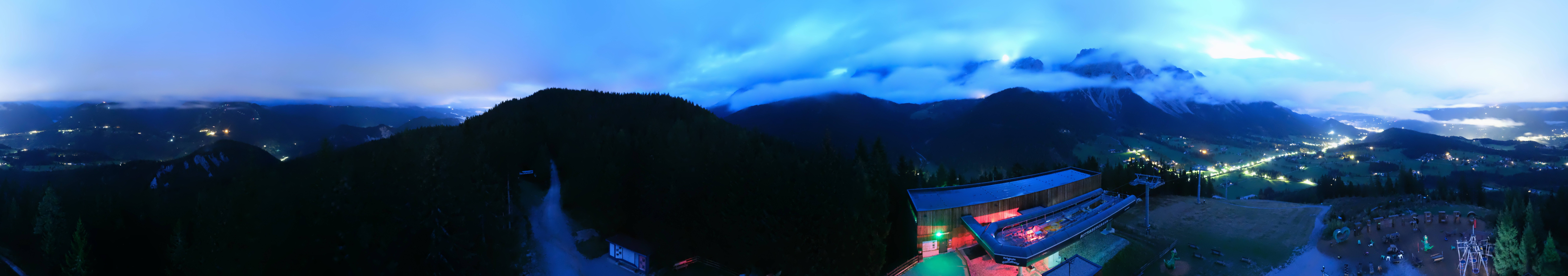 Archived image Webcam Ramsau am Dachstein: Ski area Rittisberg