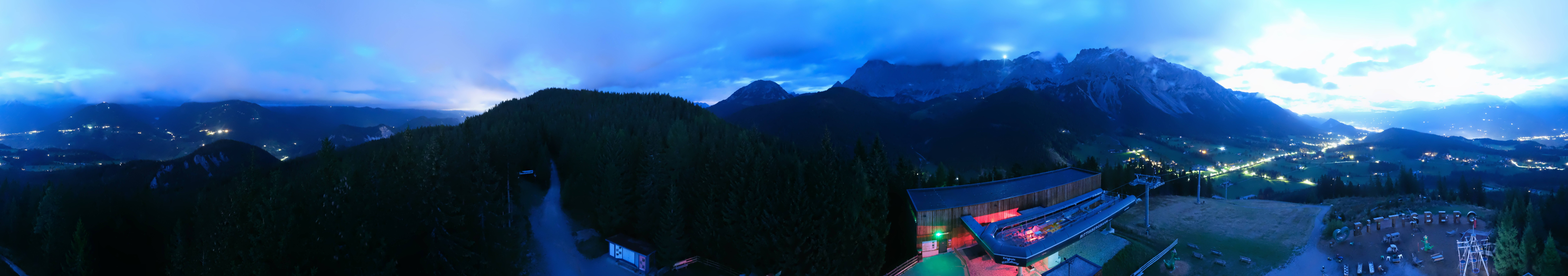 Archived image Webcam Ramsau am Dachstein: Ski area Rittisberg