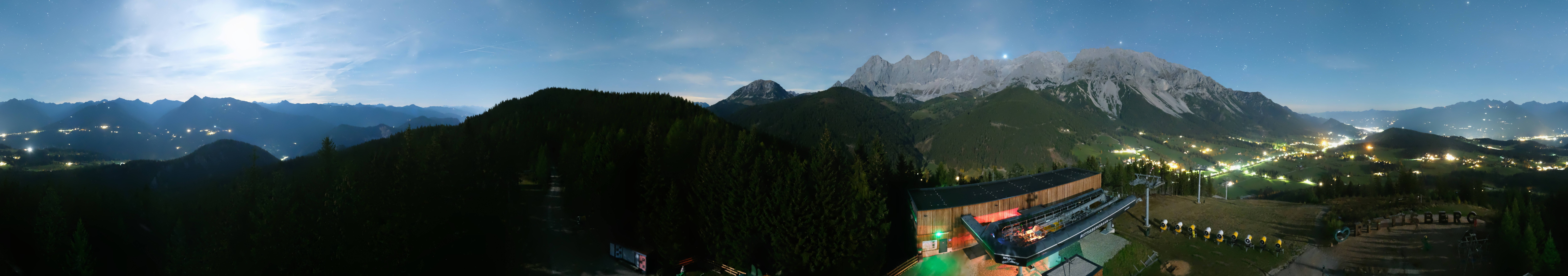 Archived image Webcam Ramsau am Dachstein: Ski area Rittisberg