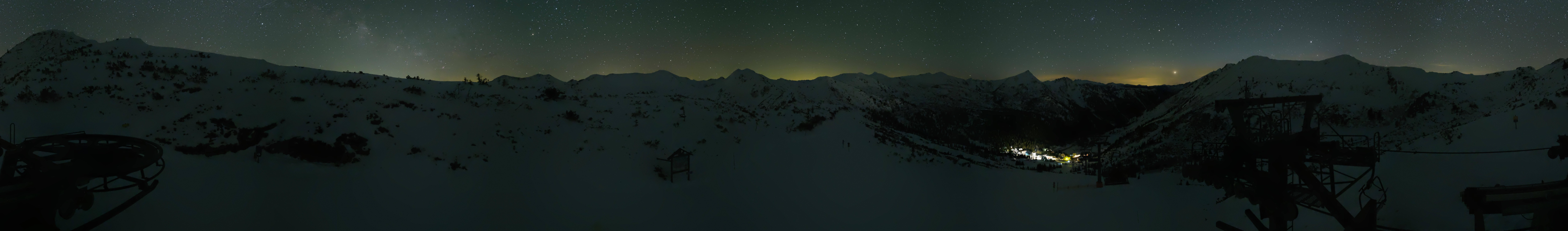 Archived image Webcam mountain station Plannereckbahn, alp Planneralm