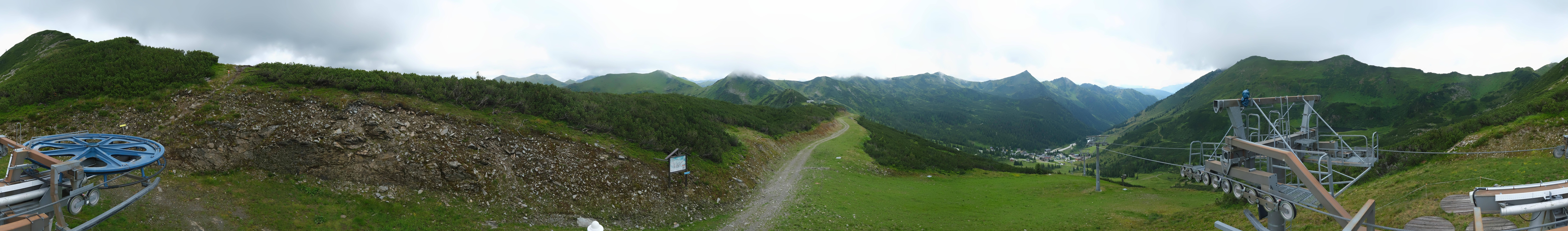 Archived image Webcam mountain station Plannereckbahn, alp Planneralm