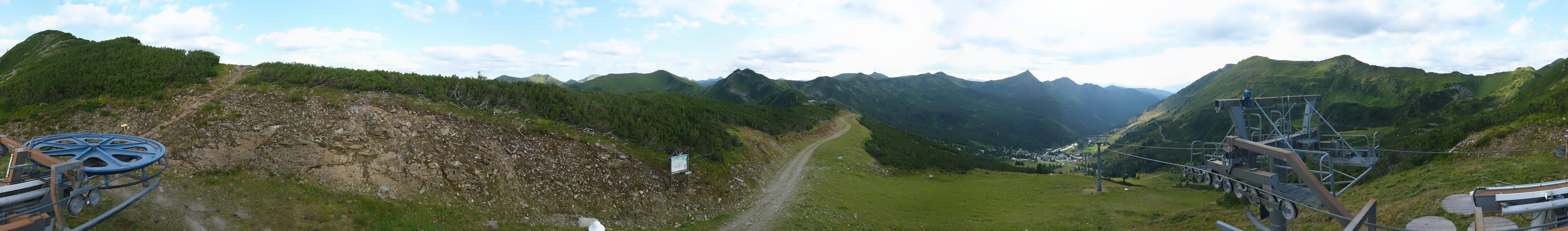 Archived image Webcam mountain station Plannereckbahn, alp Planneralm