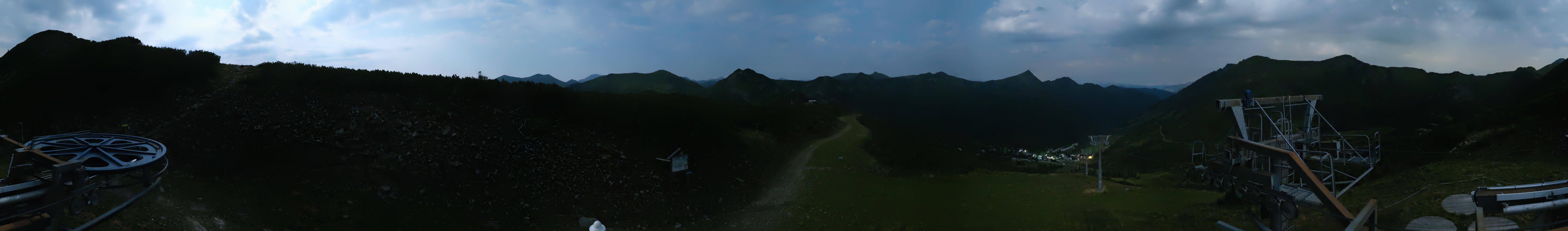 Archived image Webcam mountain station Plannereckbahn, alp Planneralm