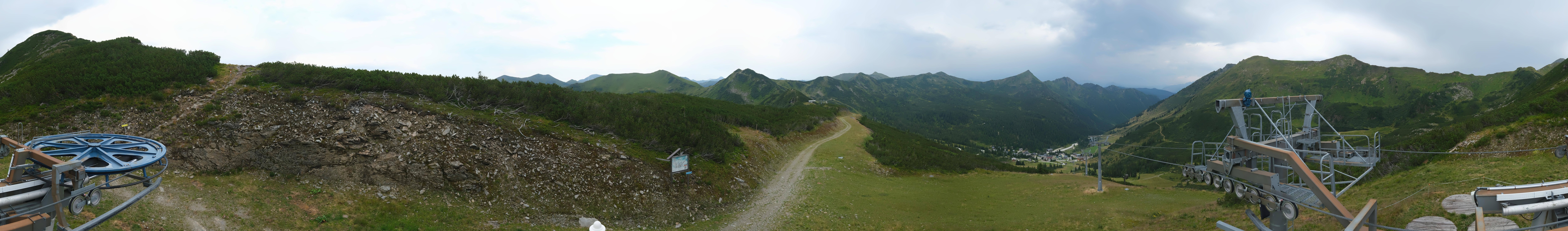 Archived image Webcam mountain station Plannereckbahn, alp Planneralm