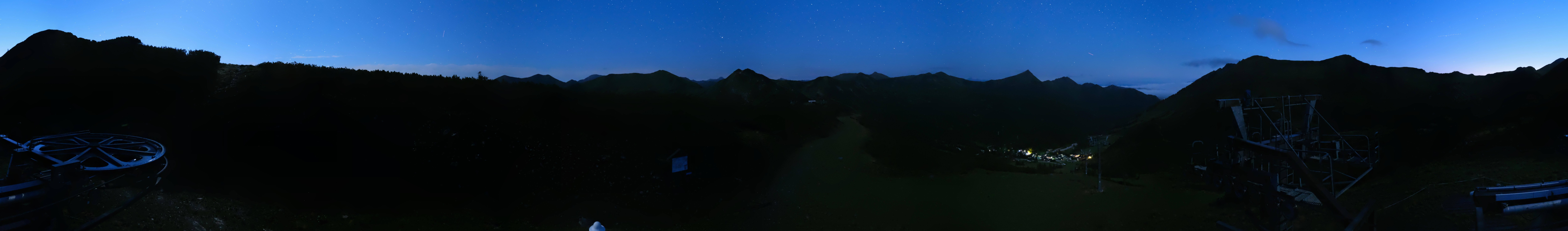 Archived image Webcam mountain station Plannereckbahn, alp Planneralm